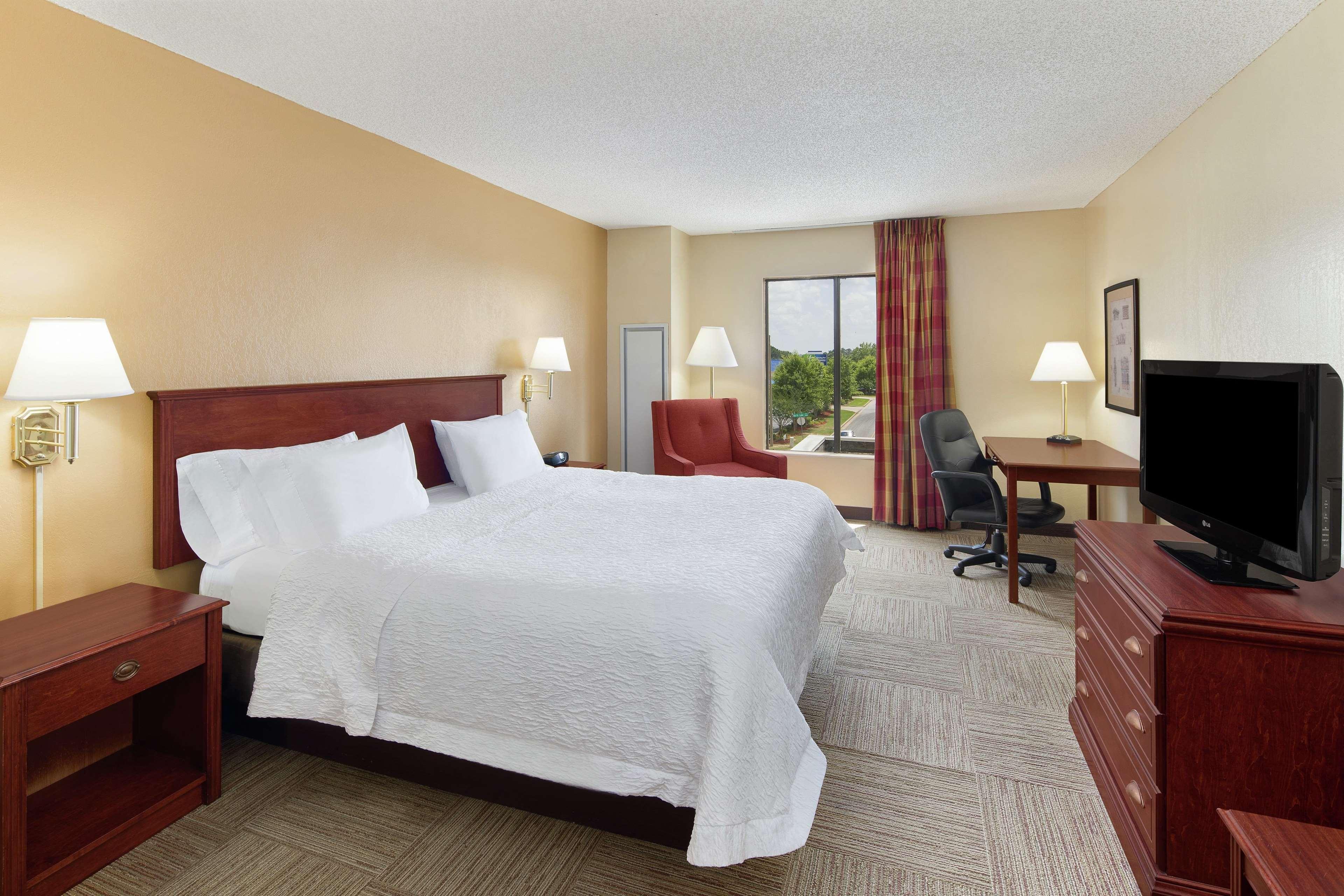 Hampton Inn Columbus-North Exterior foto